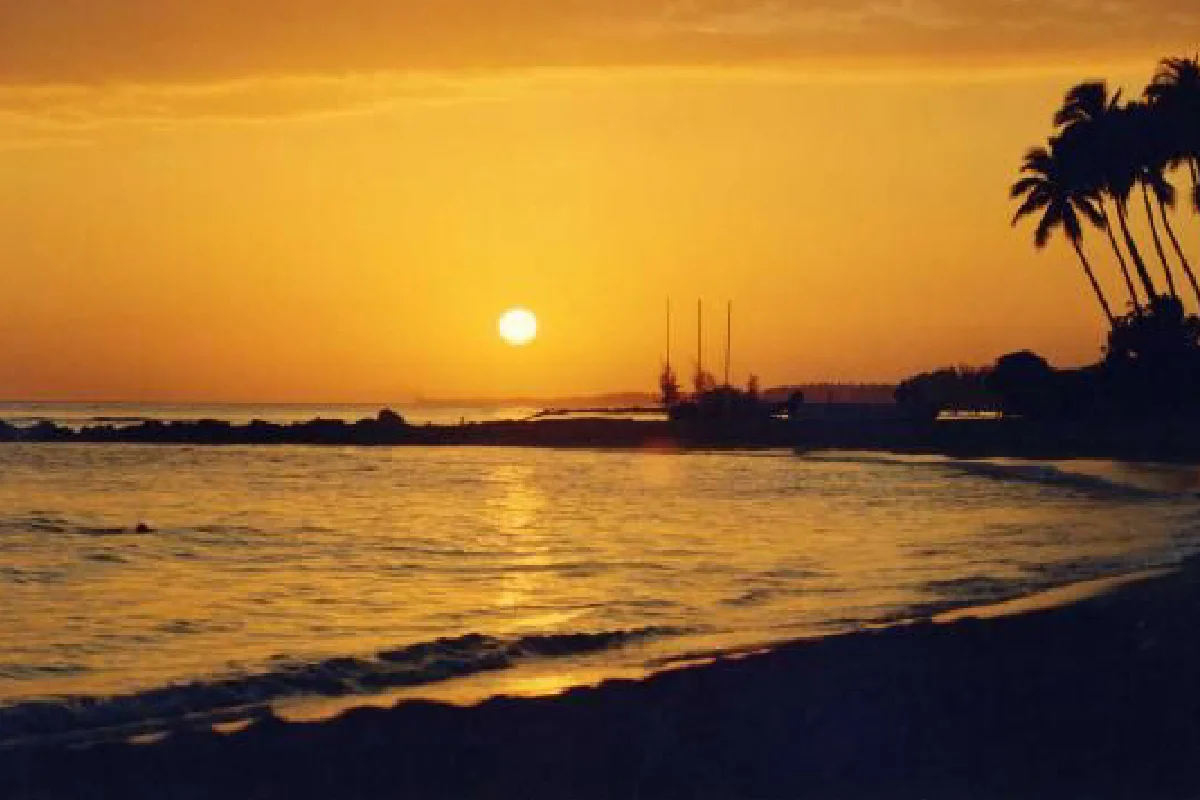 Malec&oacute;n San Pedro de Macor&iacute;s sunset Caribbean sea